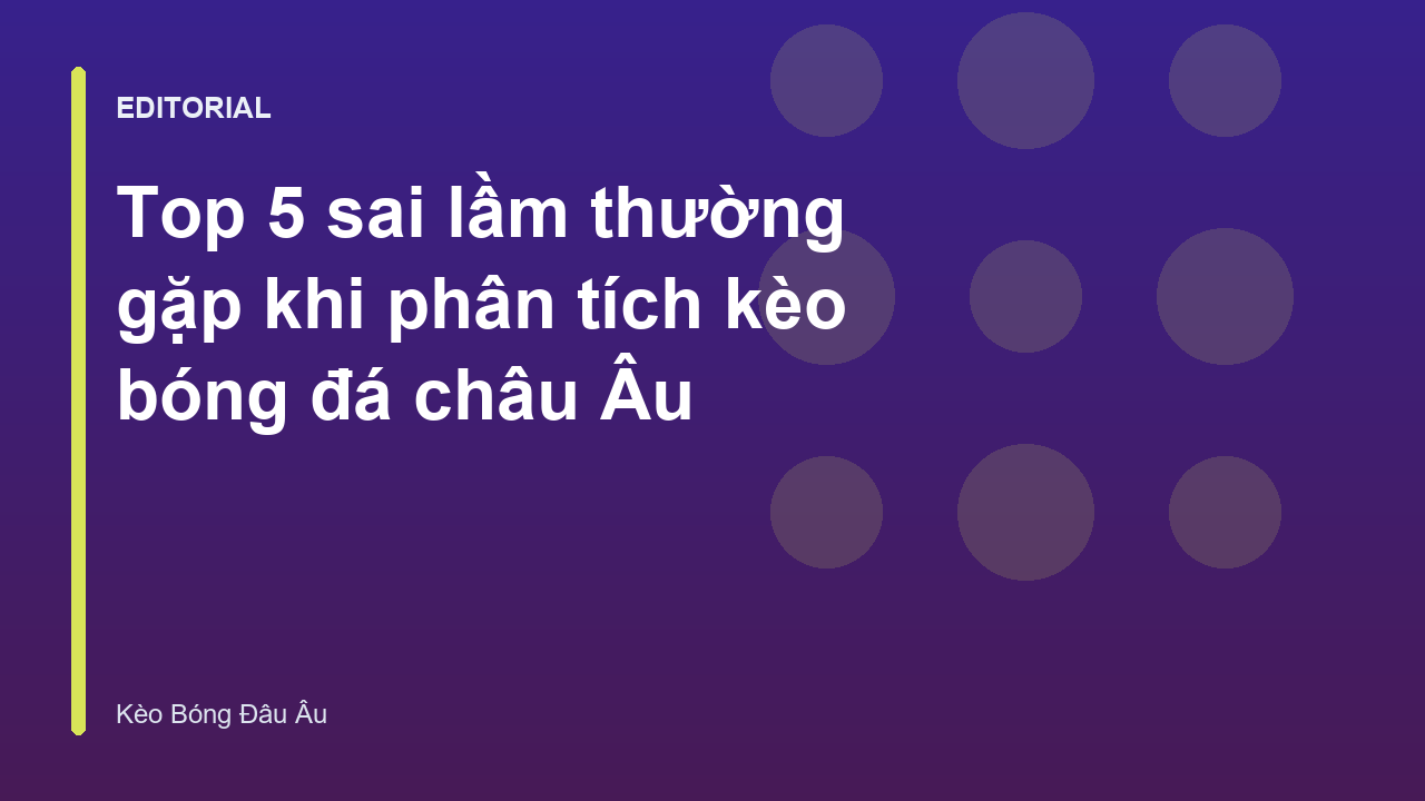 Người chơi bóng đá đang phân tích dữ liệu trên máy tính